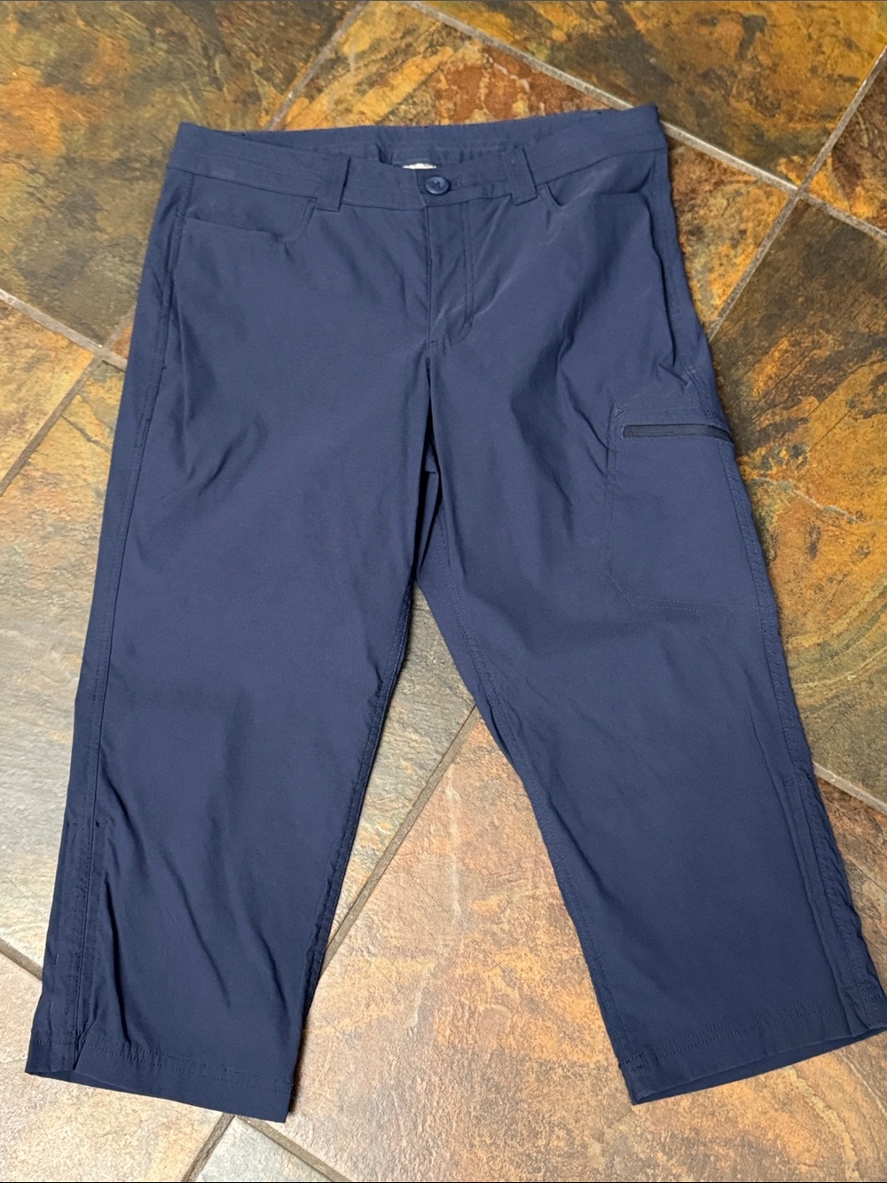 Eddie Bauer Navy Rainer Capri Pants - Picture 4 of 6